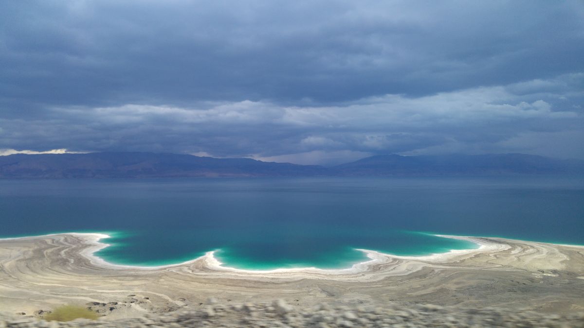 Turquoise pools and salt formations at the Dead Sea