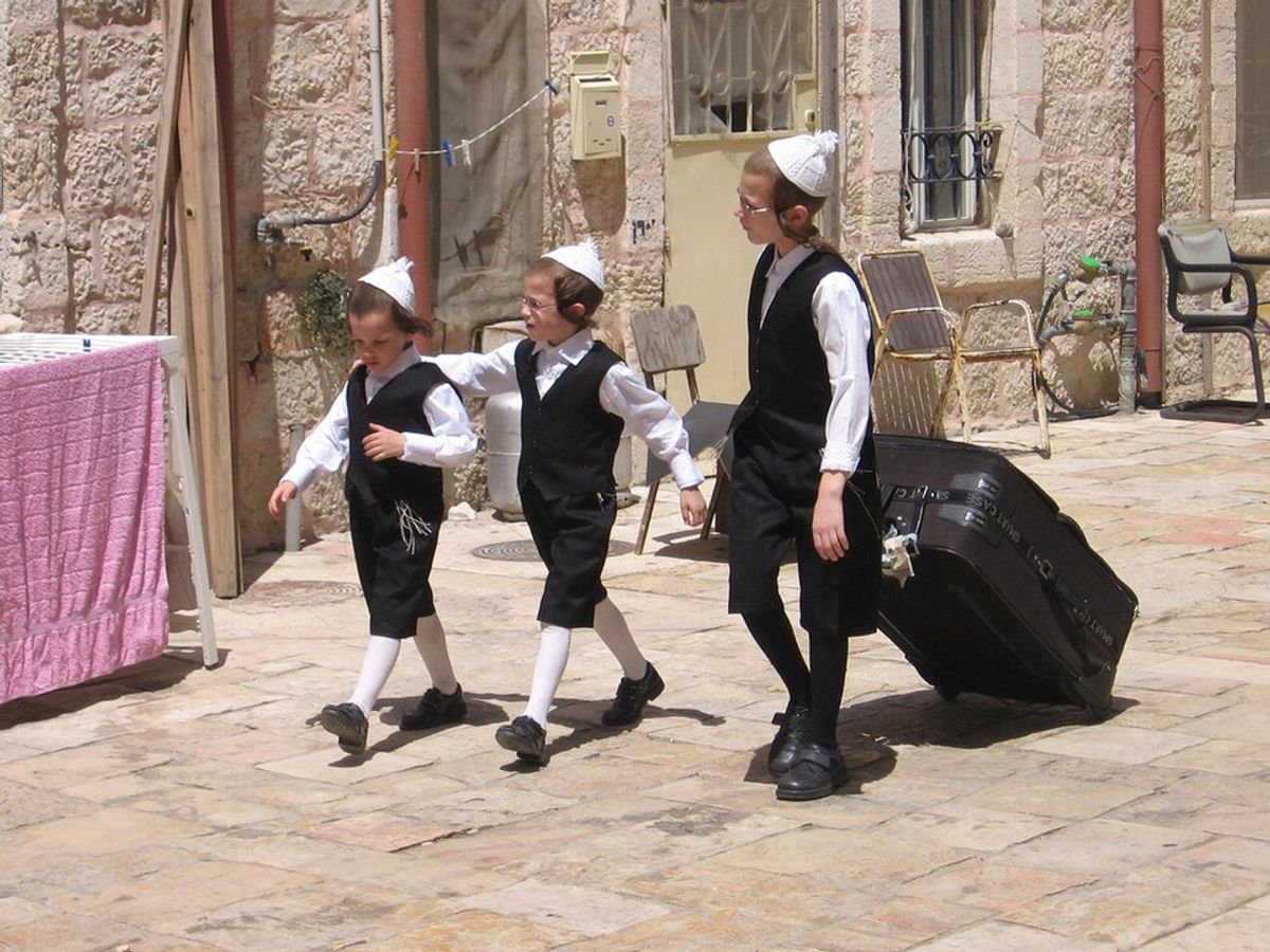 A narrow street in the Mea Shearim neighborhood of Jerusalem
