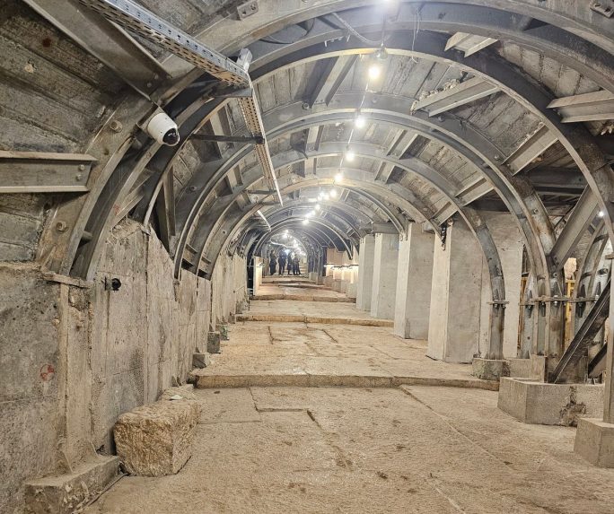The Pilgrimage Road: Walking to the Temple, 2,000 Years Later
