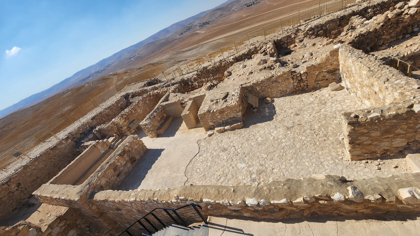 The Israelite fortress at Tel Arad